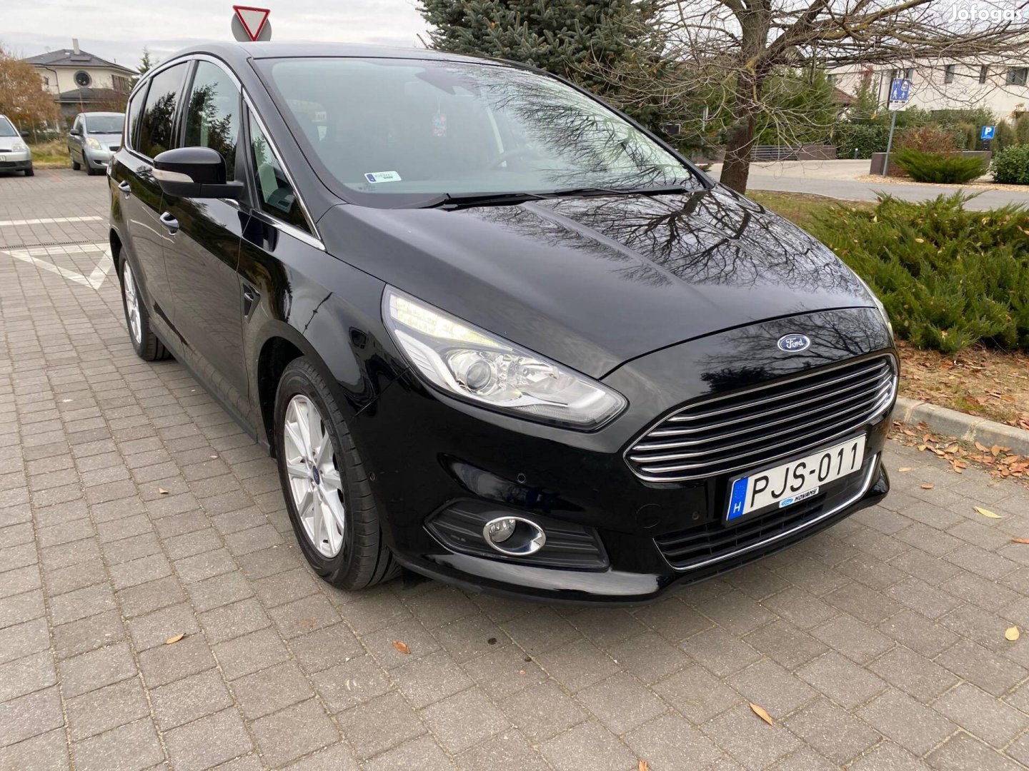 Ford S-Max 2.0 Ecoblue Titanium [7 személy] Mag...